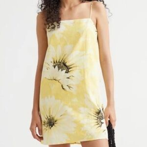 H&M Women S Yellow Sunflower Print Linen Blend Square Neck Spaghetti Strap Dress